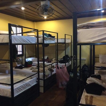 Central Backpacker Hostel Luang Prabang Eksteriør billede