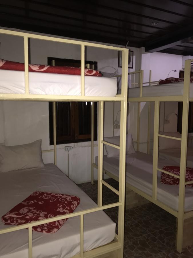 Central Backpacker Hostel Luang Prabang Eksteriør billede